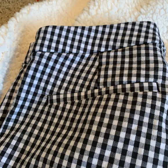 Ralph Lauren Bermuda Shorts - Picture 3 of 5